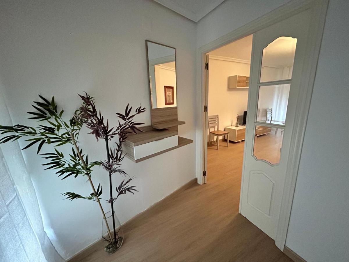 Apartamento Plaza Santa Lucia Renovado Febrero 2025 Sevilla Eksteriør billede